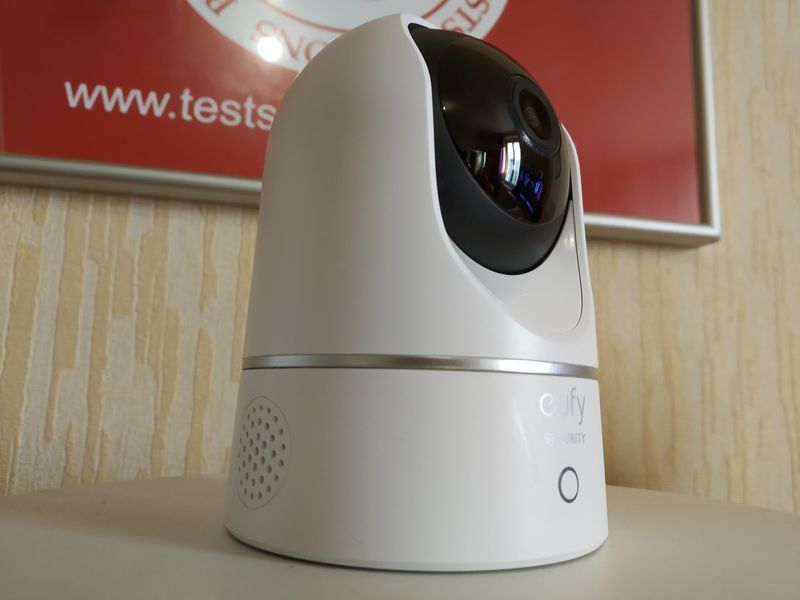 Eufy Caméra Intérieure 2K Pan & Tilt : meilleur prix, test et actualités -  Les Numériques