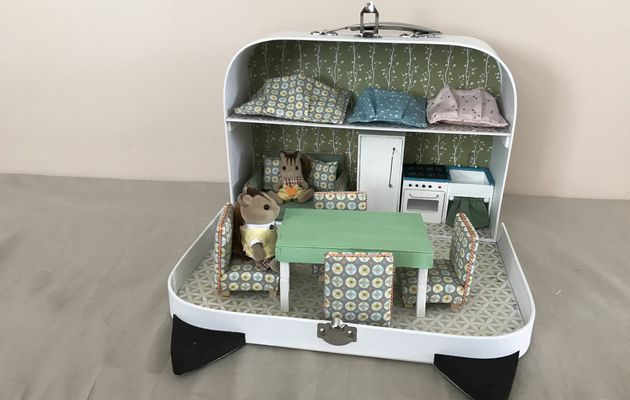 Valise « chat » Sylvanian 