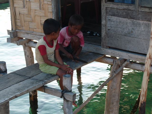 Du paradis des îles Togians et des peuples Bajaux aux rites du pays Toraja!!