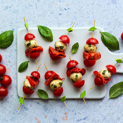 Brochettes apéritives tomate cerise-mozzarella-chorizo