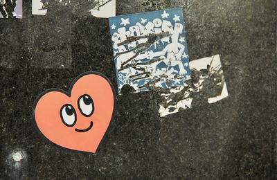 Toujours sur les murs