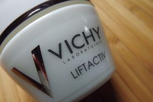 Vichy : Soin anti-rides et fermeté Intégral Lifactiv