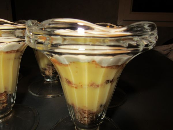 Tarte au citron déstructurée = verrines façon tarte au citron meringuée