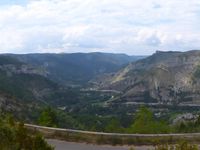 Les gorges du Tarn, village typique sur le versant opposé, panorama depuis le point sublime (2 photos), Sainte Enimie (2 photos), Montbrun, l'ascension au causse Méjean, Vue depuis le haut du causse Méjean.