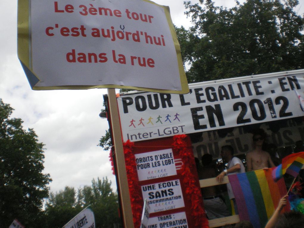 lesbian-pride-revolution