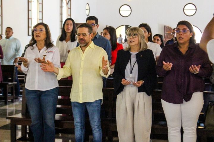 Gobierno nacional entrega renovados Pabellón 6 y Capilla  de Campus Bárbula de la UC 