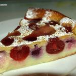 Délicieux clafoutis de cerises à la poudre d'amandes de Bernard. 