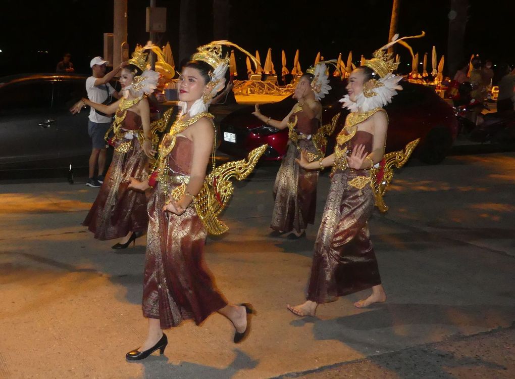 La parade du Pattaya Festival 2022