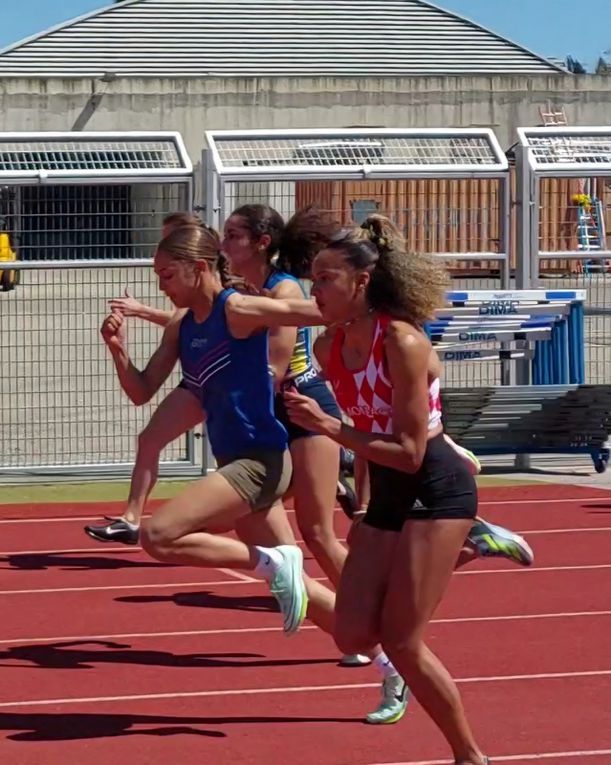 Lily-Rose CARANTA appliquée dans ses deux 100m toutes catégories