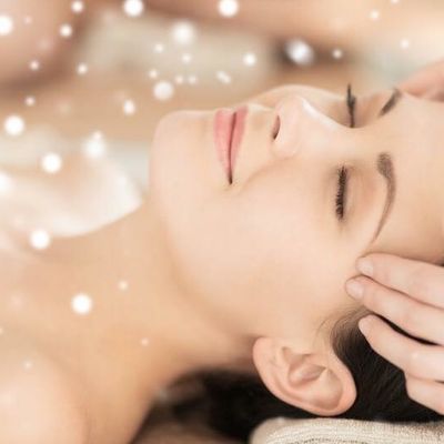 Les séances énergétiques : Soin cr?nien, soins corporels, massage, lifting facial, nettoyage des lieux