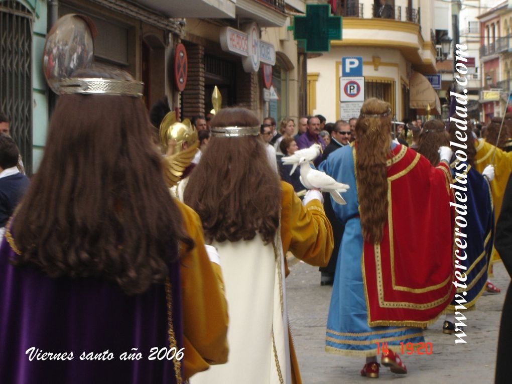 Album fotográfico en el que se recogen un resumen de imagenes de los eventos celebrados en el año 2006 en el III de la Soledad