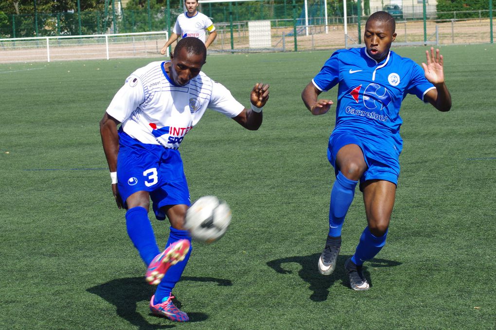 Mauvaise entame de championnat pour la réserve de l'AS Vénissieux-Minguettes - Photo équipe : ASVM