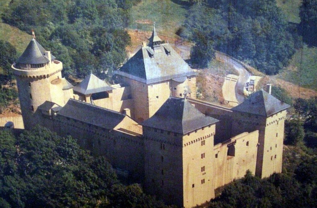 Album - Château de Malbrouck or Malborough