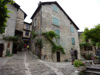 Les gorges du Tarn, village typique sur le versant opposé, panorama depuis le point sublime (2 photos), Sainte Enimie (2 photos), Montbrun, l'ascension au causse Méjean, Vue depuis le haut du causse Méjean.