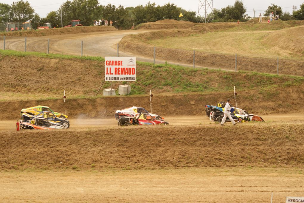 Les 28 et 29 juillet 2012 à St-Georges-de-Montaigu (85), 7ème épreuve du Championnat de France d'autocross.