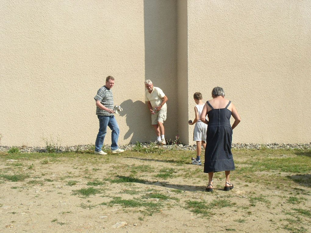 Photos variées de la famille de l'an 40 à nos jours