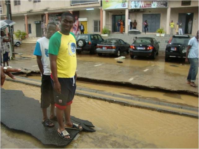 Images des innondations à Abidjan Juin 2010