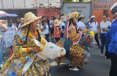 Comunidad de Flor Amarillo en Valencia celebró a patrono San Isidro Labrador con diversas actividades