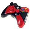Une manette rouge et noire pour la Xbox 360