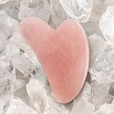 Rose quartz facial gua sha de Catrice