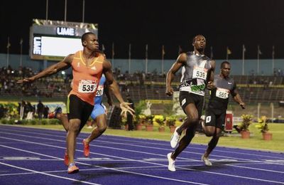 100m : Yohan Blake foudroie Usain Bolt.