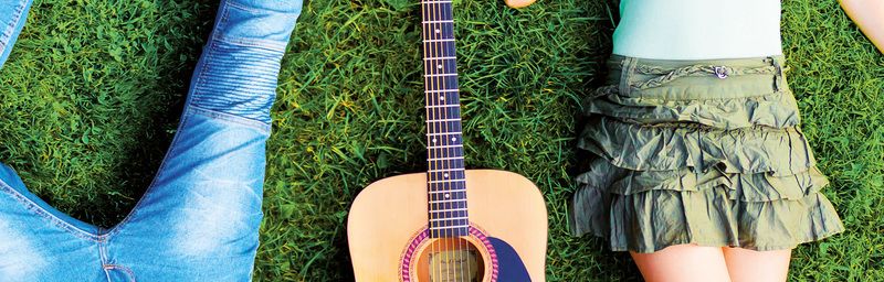 Une guitare pour deux, Mary Amato
