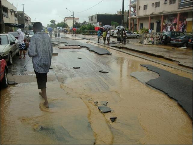 Images des innondations à Abidjan Juin 2010