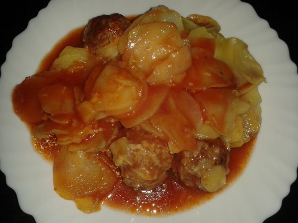 gratin de pomme de terre aux boulettes