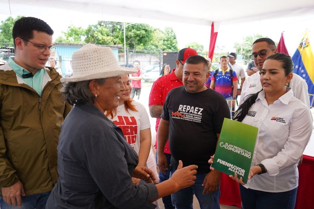 Alcalde Fuenmayor activó Plan Productivo Comunitario desde el sector Juan Germán Roscio en Valencia (+Fotos)