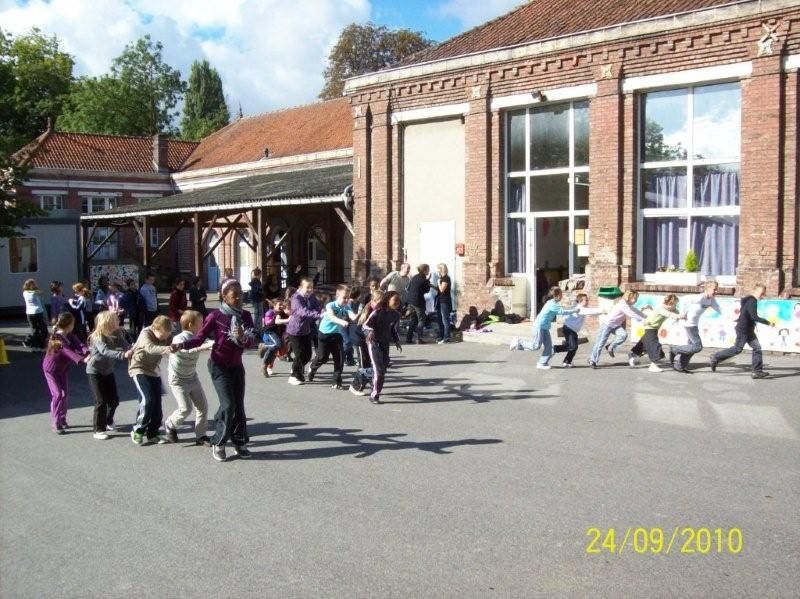 Partagez avec nous les moments forts de cette année scolaire !
(la chasse aux oeufs, la formation contre les incendies, notre rencontre inter-école, le téléthon)