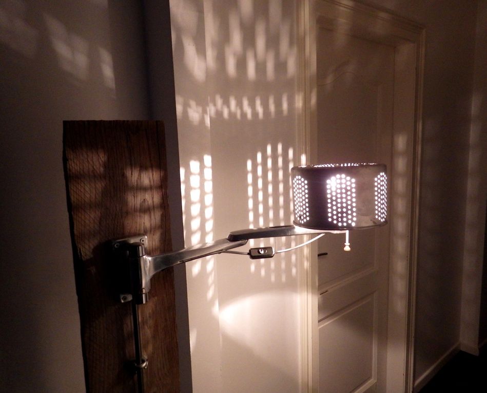 Lampadaire articulé