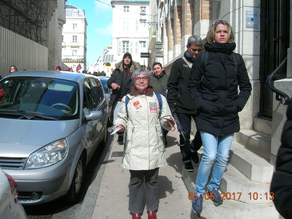 Le 1er mai 2017 des insoumis rochelais ! Rassemblement et combativité !