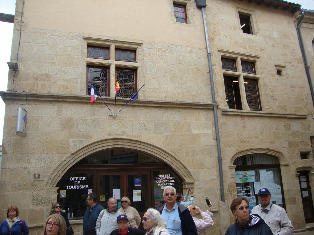 Visite avec un guide conférenciée de la cité médiéval de Saint Macaire.