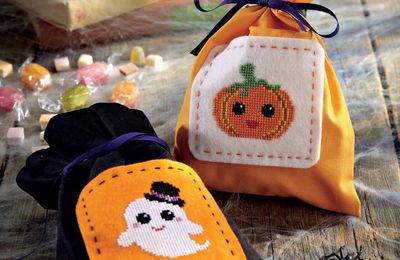 pochette de bonbon pour halloween au point de croix