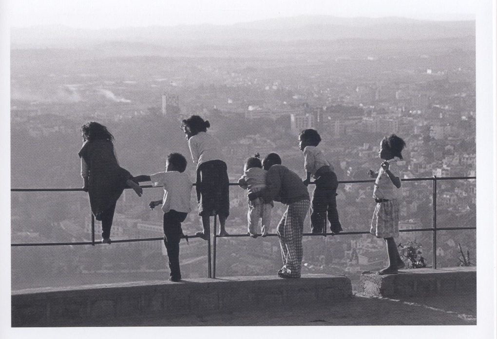 Une errance photographique universelle et pleine de fulgurances.