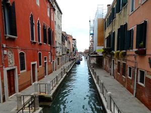 San Barnaba et canal