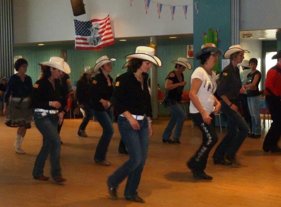 Bal des Cowboy country 45 à St Geneviève des Bois le 8 mars 2015