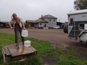 J 46 - 50    Cap à l'ouest... par la Russie.