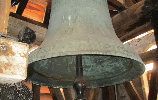 [Echos d'antan] Cloche de l'abbaye du monastère St Pierre à Maurs