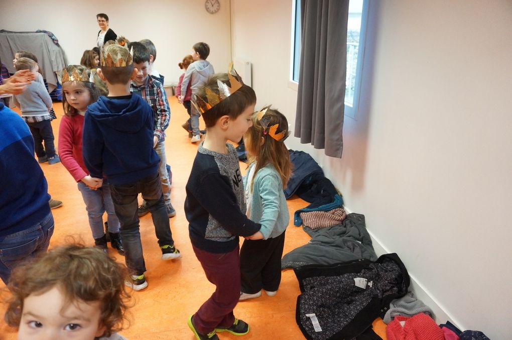 Les galettes des Rois à l'école de Bréal