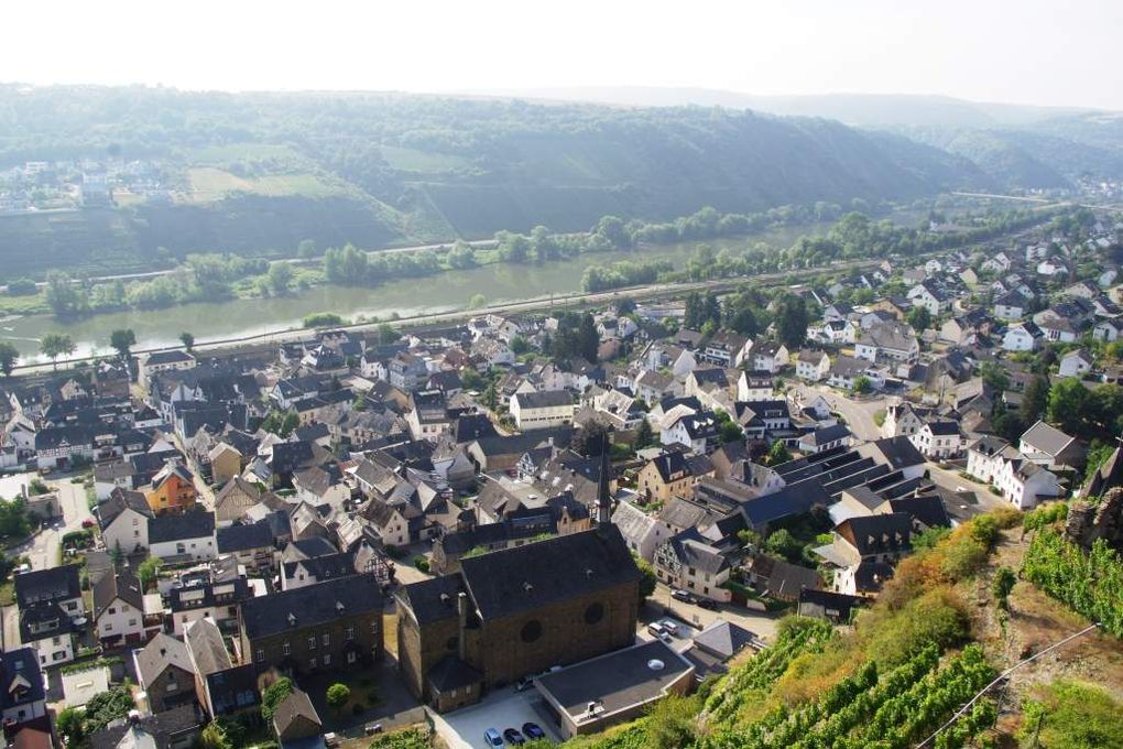 Image de la randonnée et de l'escalade des ruines du château