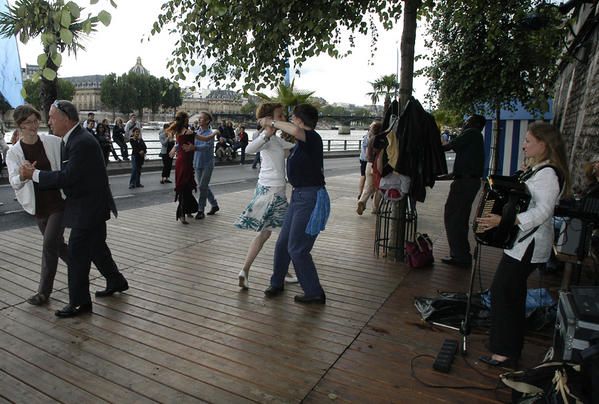 Juillet-Aout 2006- Les Danses de Salon de Paris Plage- Guinguette sur Seine