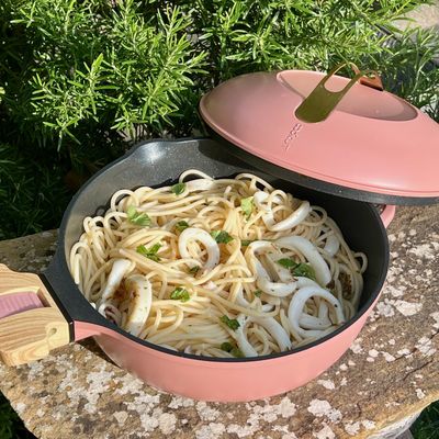 Linguines, calamars et pesto