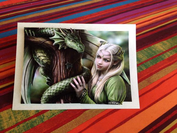 Bien à tous ...  L'Elfe et le dragon .... Carte faite à partir de 6 photos en format 10x15 ..... EN VENTE.