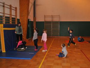 Sport pour les GS, CP et CE1: la Gymnastique