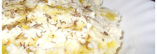 FROMAGE FRAIS AU GOUT DE GRUYÈRE