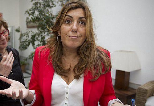 Pedro Sánchez arrasa a Susana Díaz según la última encuesta