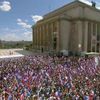 Devant 200.000 personnes, revivez le meeting de Nicolas notre Président d'aujourd'hui et de demain.