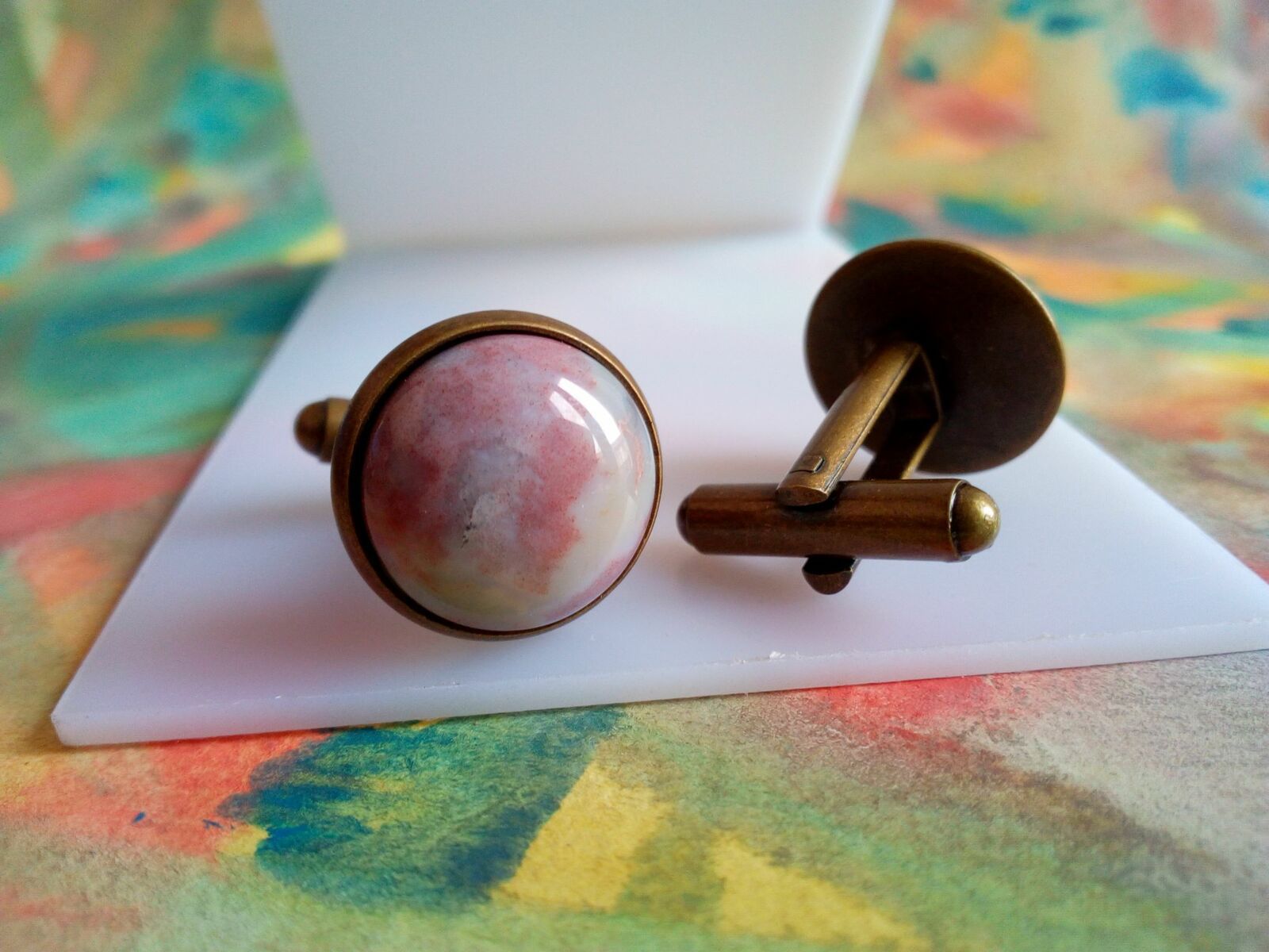 Onyx indien rose mauve,boutons manchette bronze,pierre gemme precieuse,cabochon rond 14 mm,cadeau fete anniversaire noel,accessoire costume cravate,astrologie gemeaux,bobo boho gothique punk,st valentin retraite ceremonie,fait mains en france