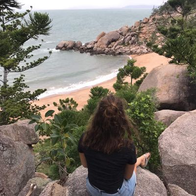 MAGNETIC ISLAND